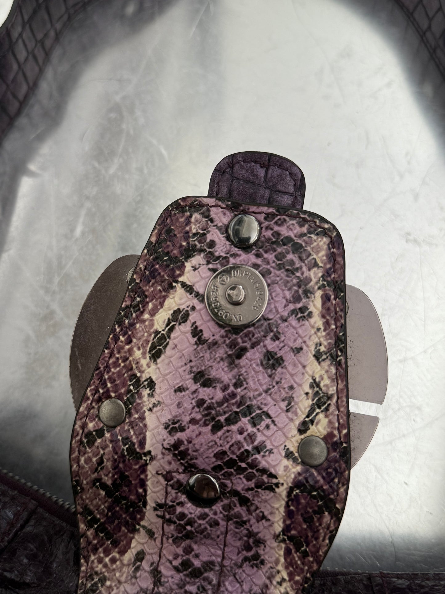 Vintage GUESS Shoulder Bag – Snakeskin & Studded Details  Twinkling