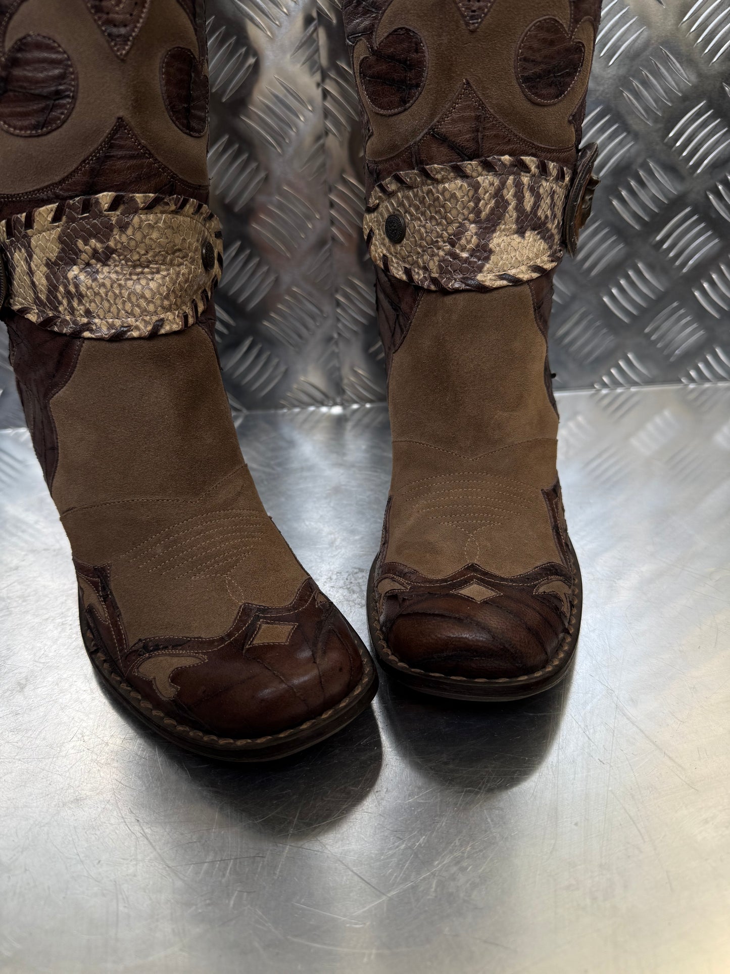 Vintage Italian leather cowboy boots TWINKLING GLOBAL