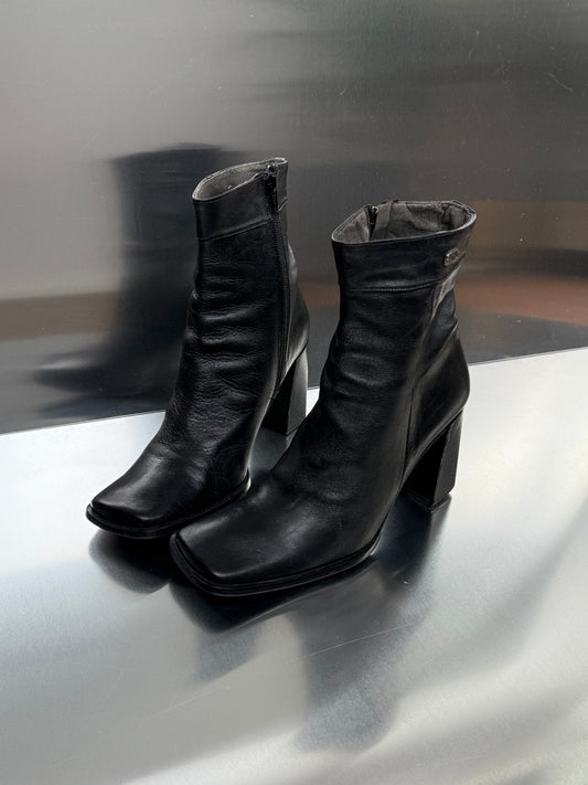 Vintage leather boots Buffalo - TWINKLING GLOBAL