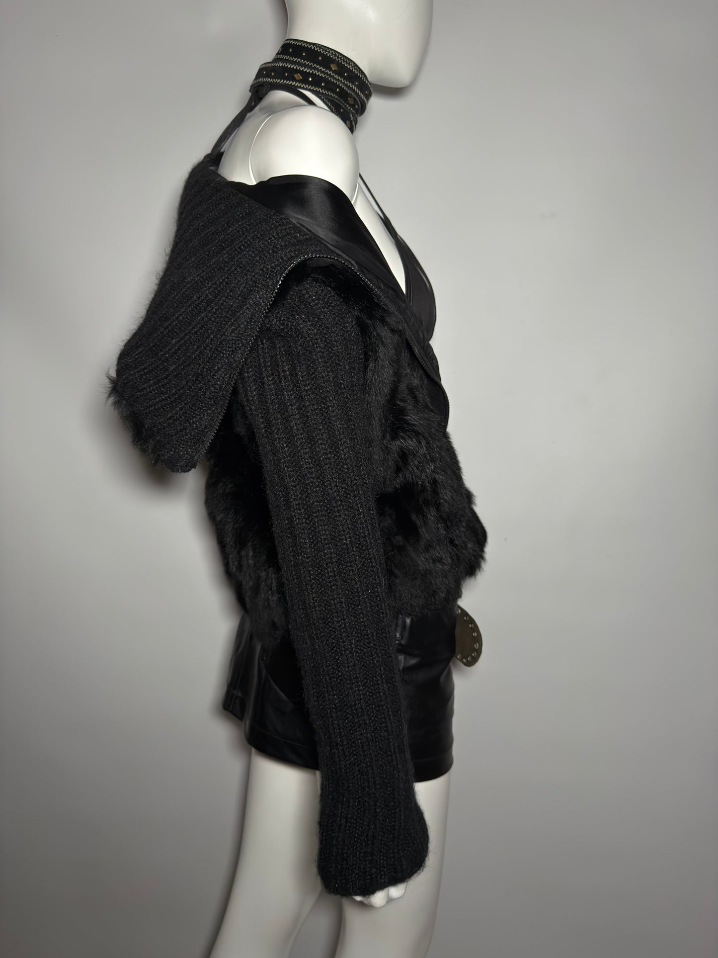 Vintage jacket with natural fur details  - TWINKLING GLOBAL