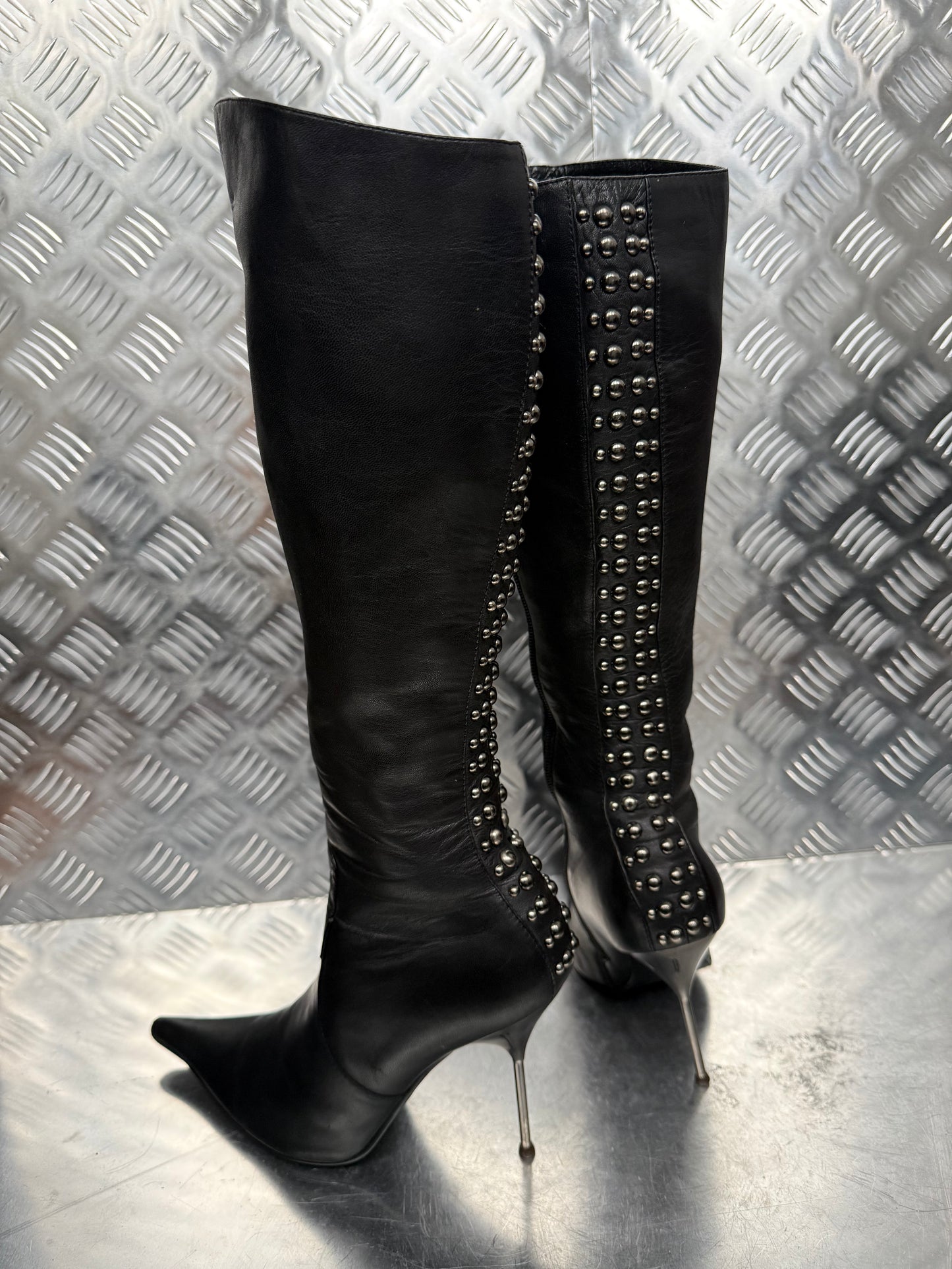 Vintage Black Studded Leather Boots – TWINKLING GLOBAL