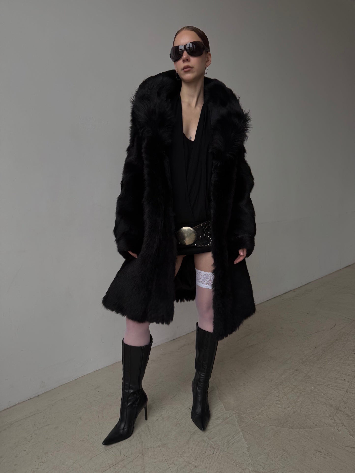 Vintage wolf fur coat TWINKLING GLOBAL