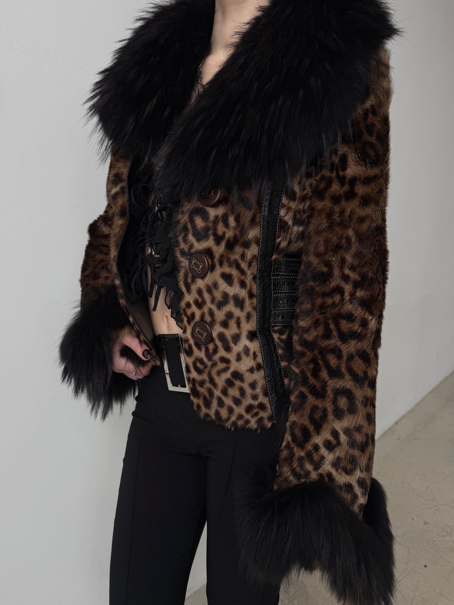 Vintage leather jacket with natural fur and leopard pattern TWINKLING GLOBAL