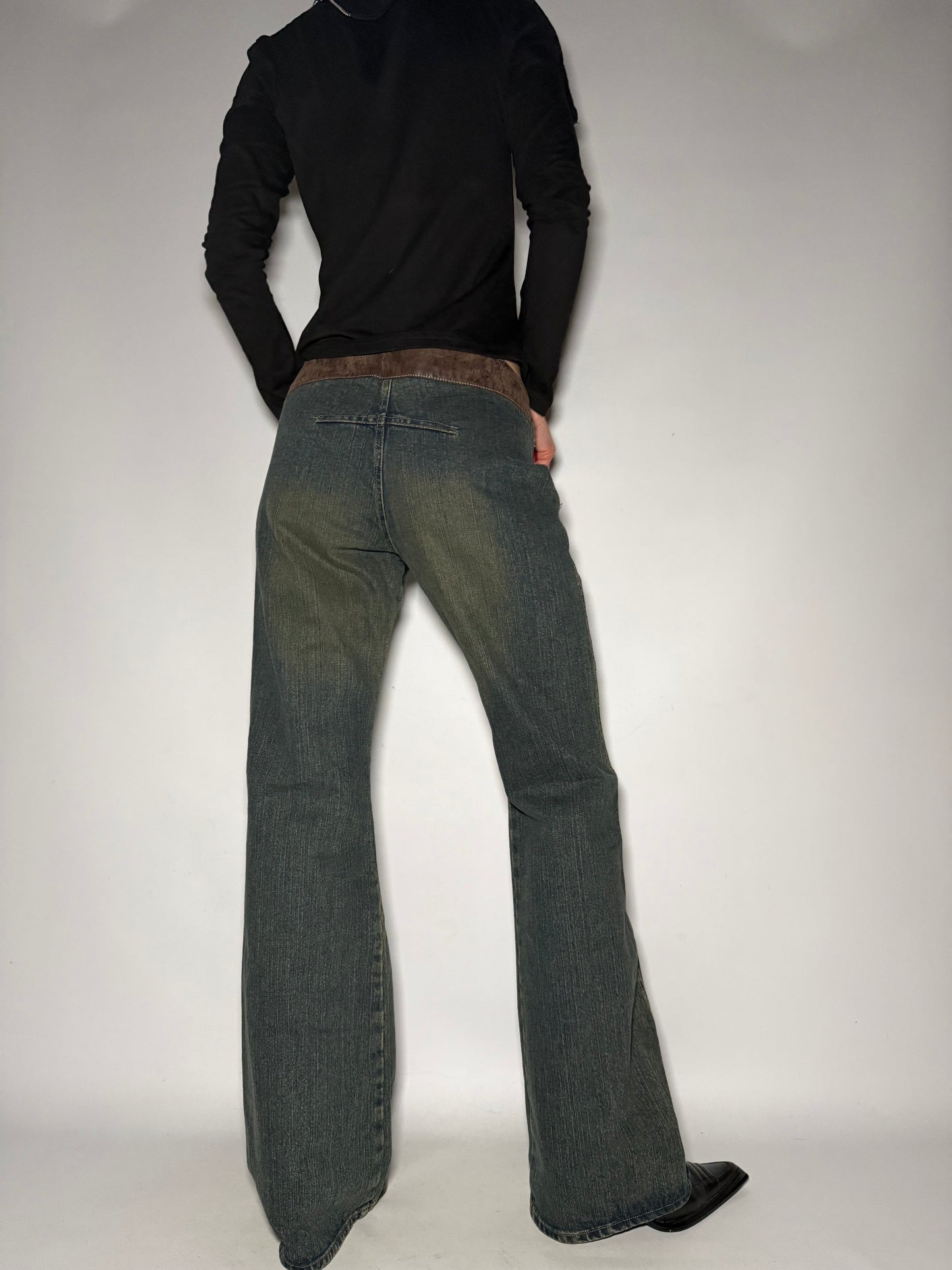 Rust Slight-Flare Jeans Twinkling Global