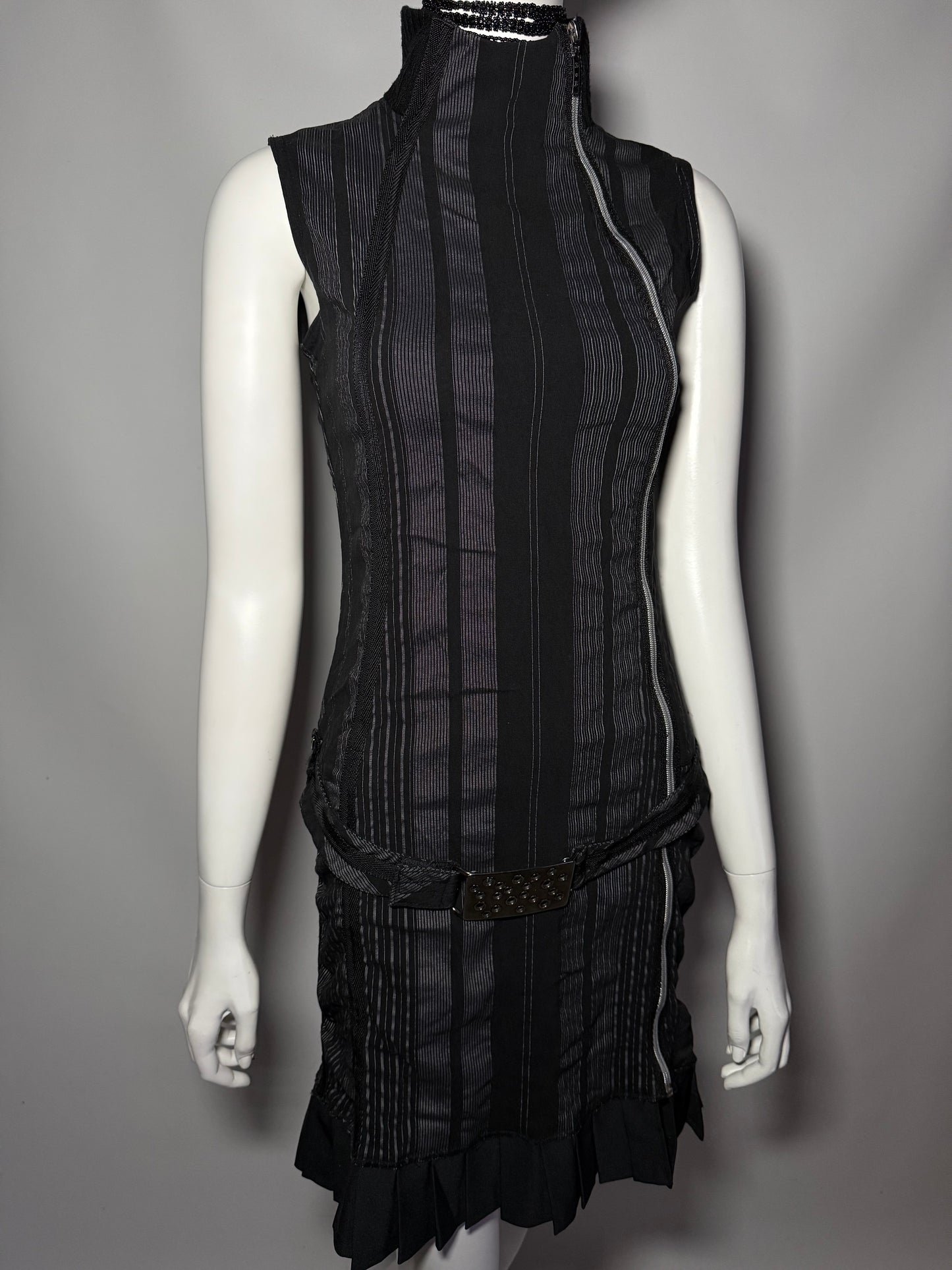 Gothic Striped High-Neck Sleeveless Dress with Belt and Pleated Hem Twinkling