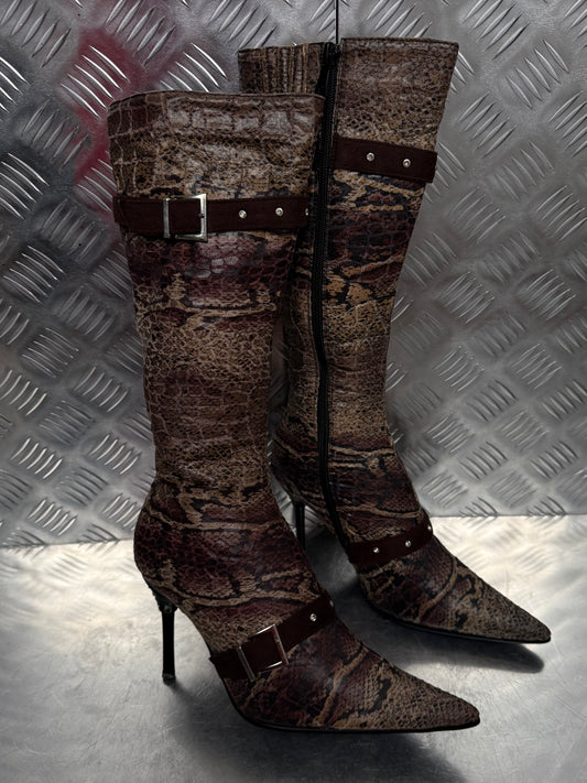 Vintage textile knee-high boots TWINKLING GLOBAL