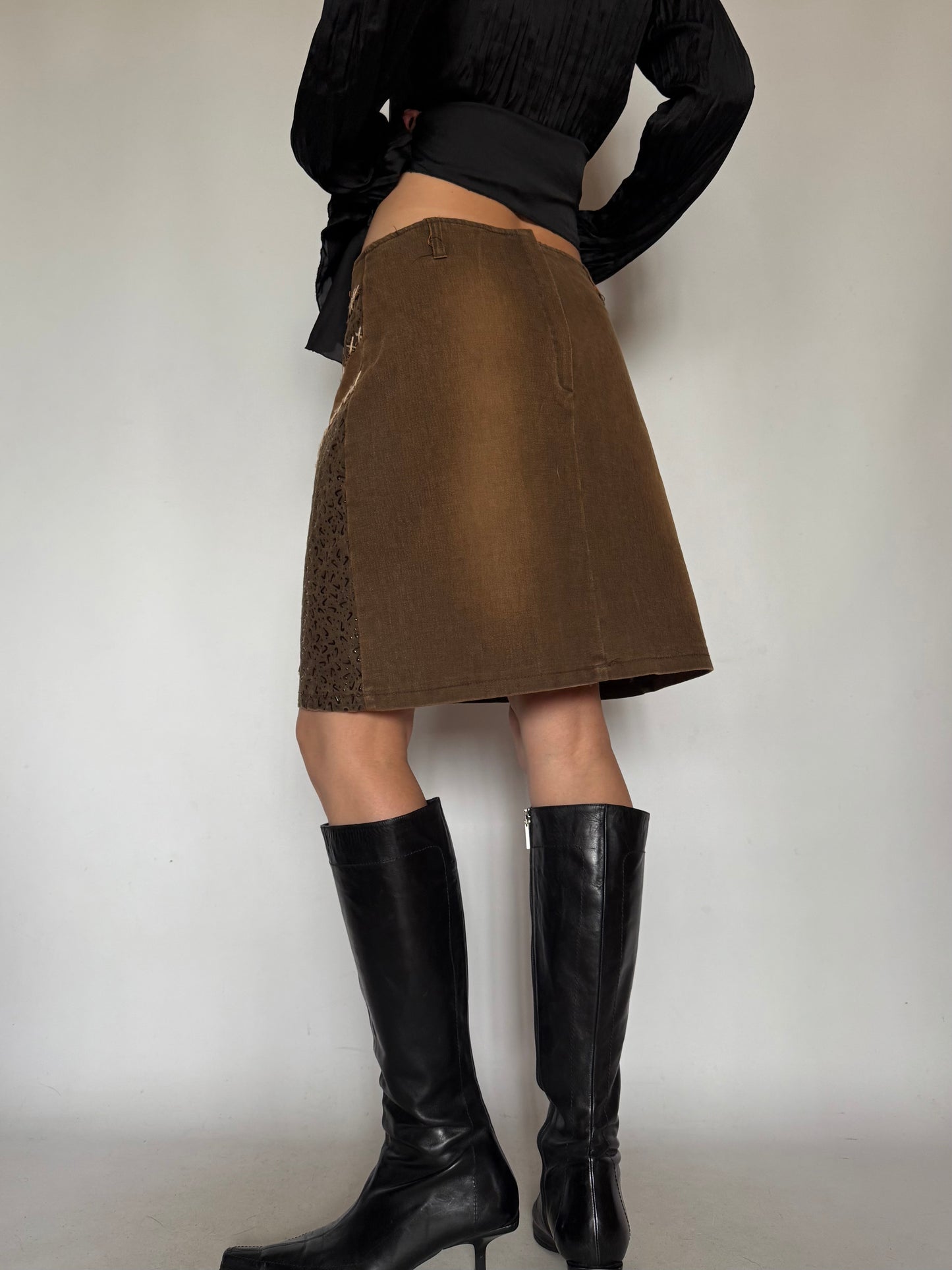 Vintage Rust Brown Skirt with Unique Details Twinkling Global