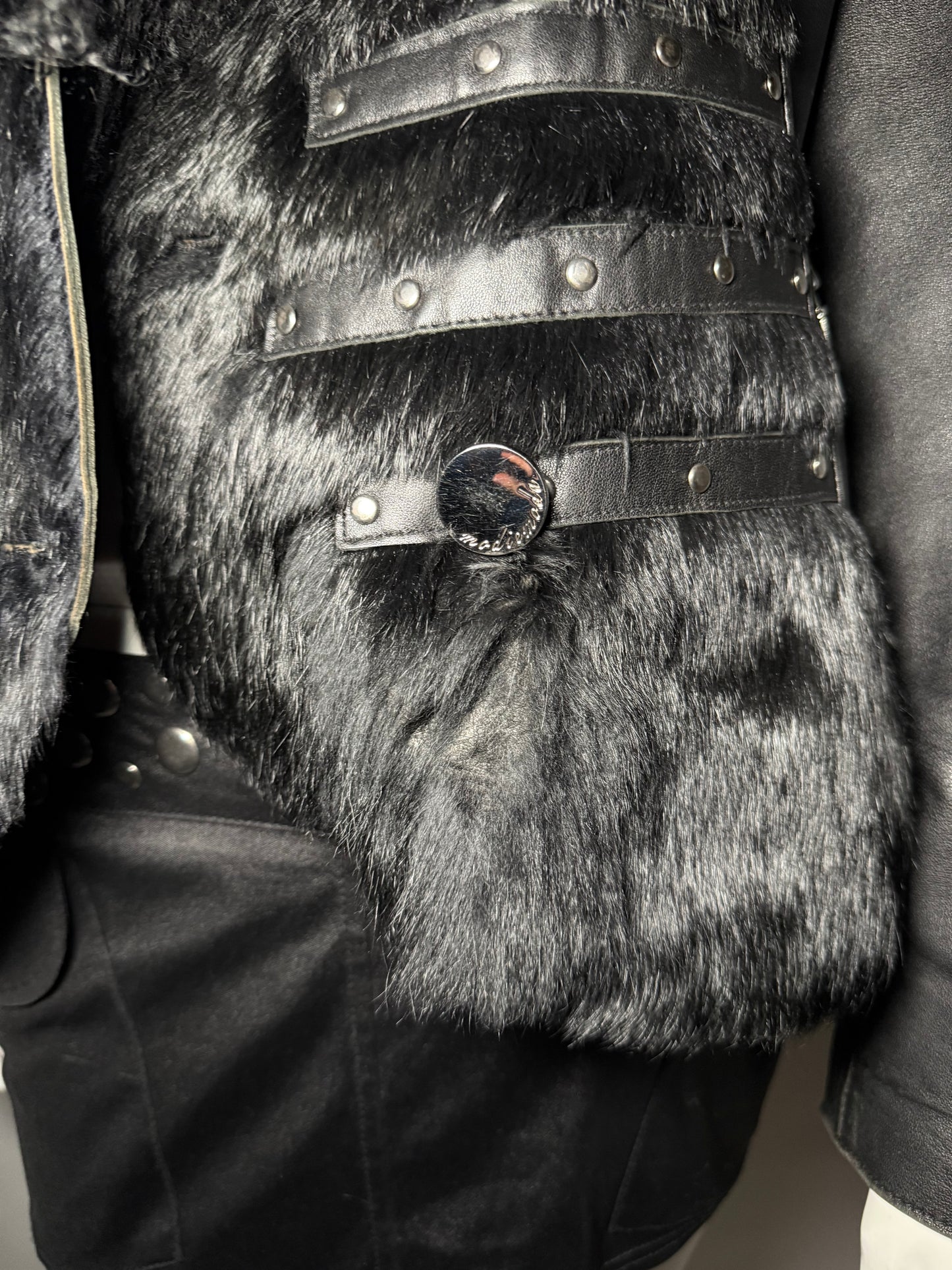 Vintage leather jacket with lama fur collar Twinkling Global