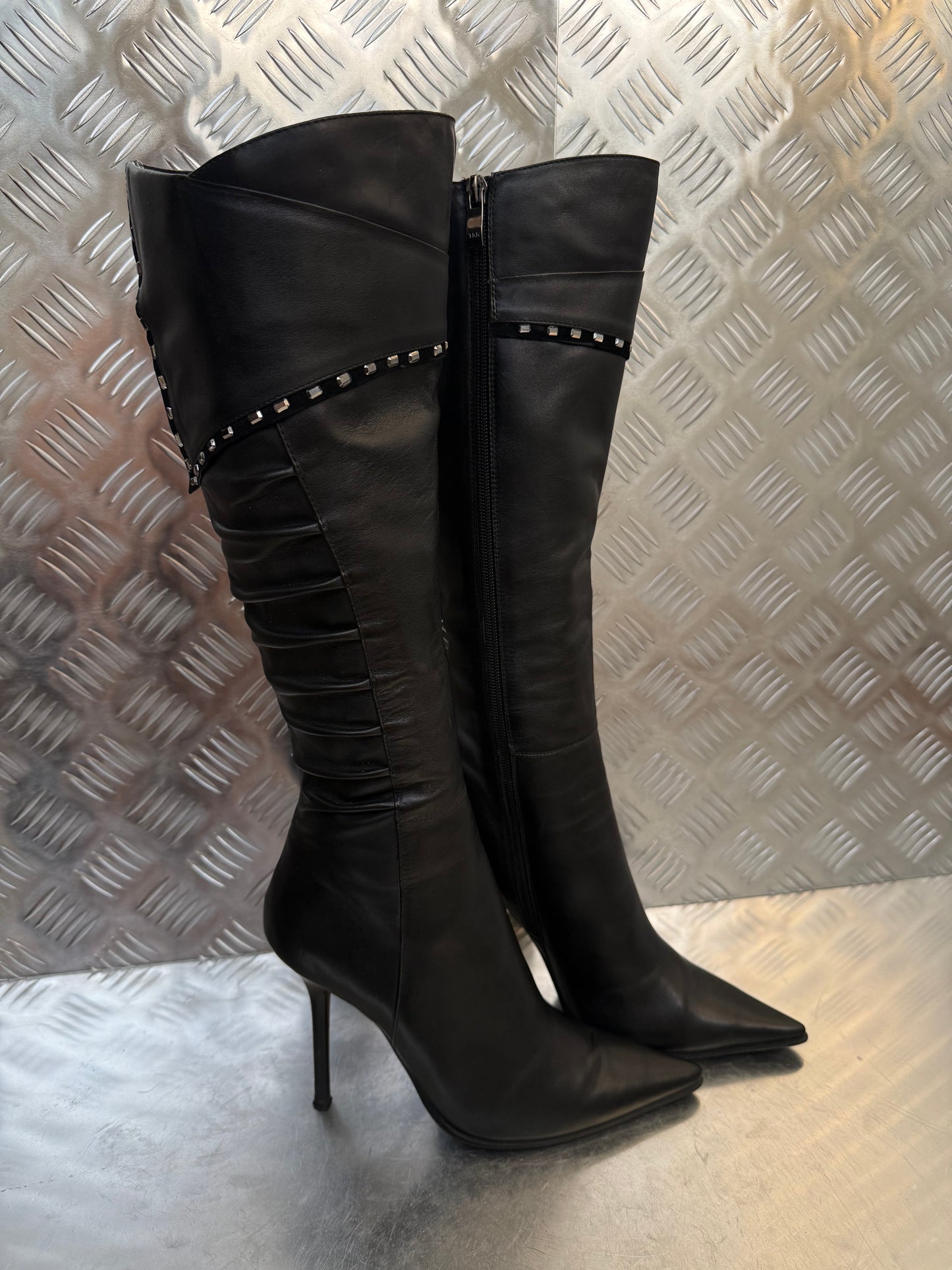 Vintage pointed-toe leather high-heel boots Twinkling Global