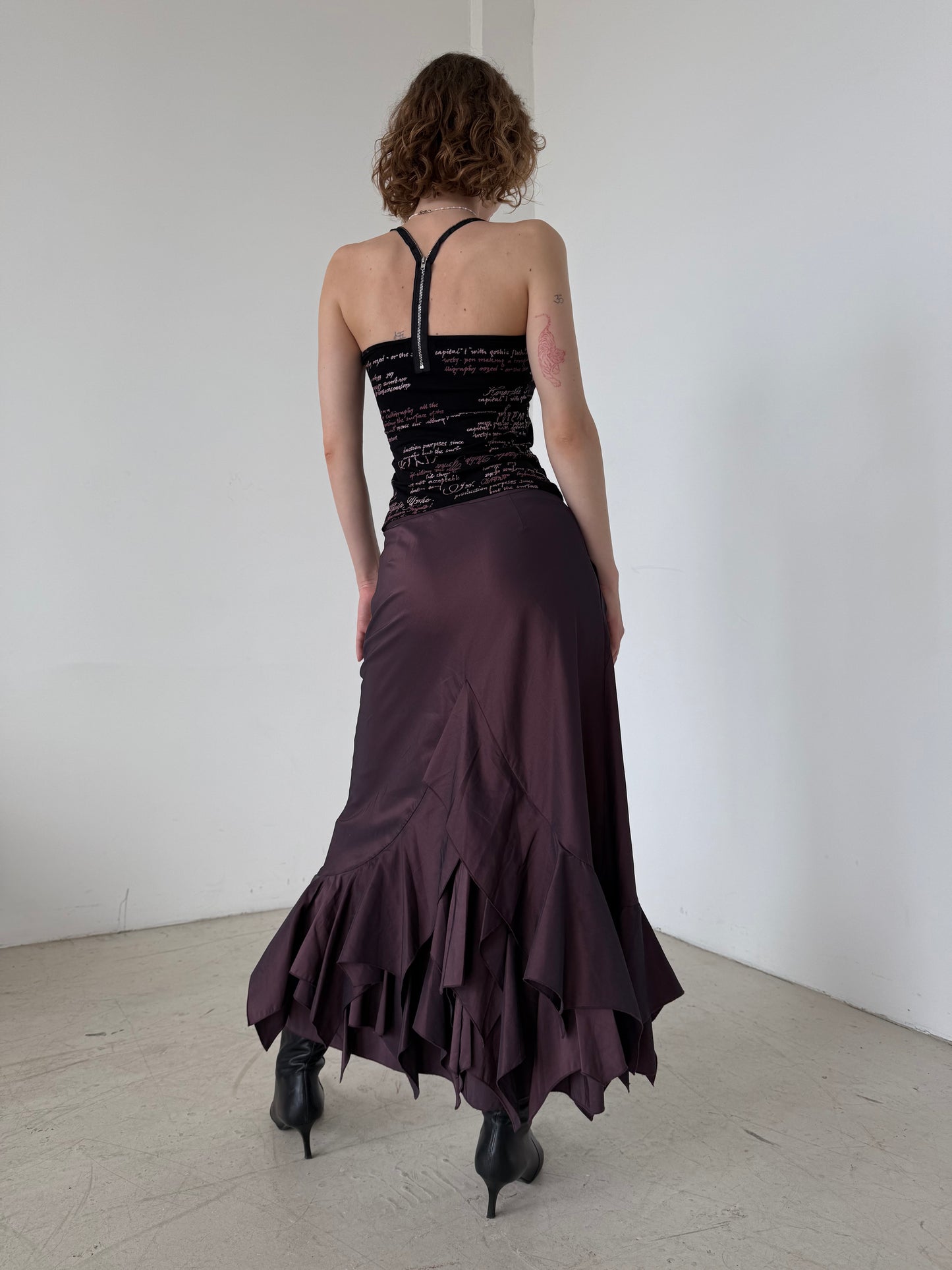 Vintage Plum Ruffle Hem Maxi Skirt – Twinkling Global