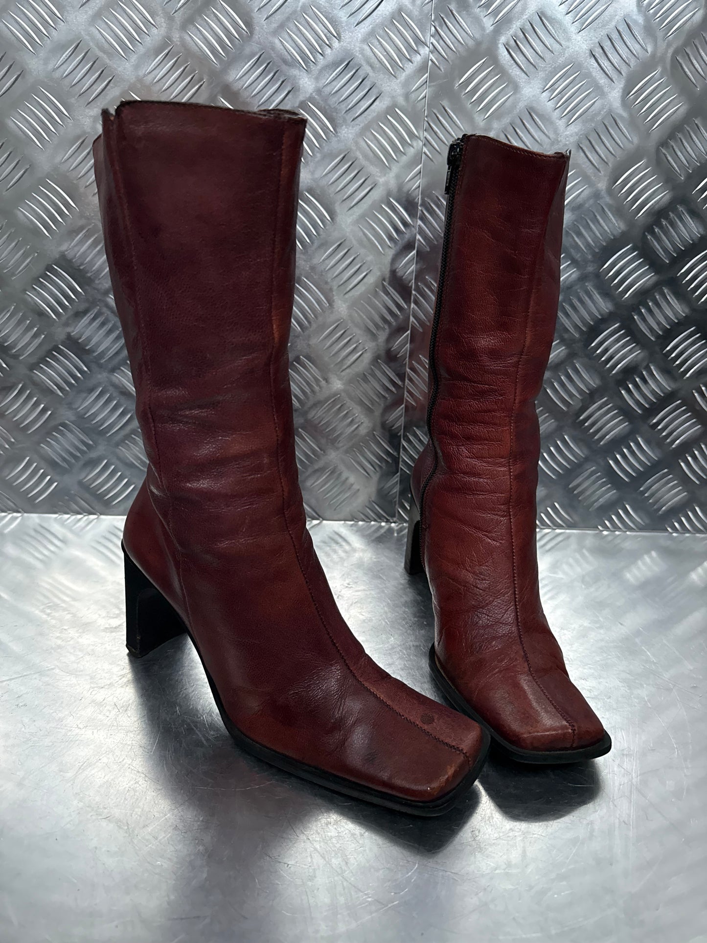 Vintage Burgundy Leather Boots – TWINKLING GLOBAL