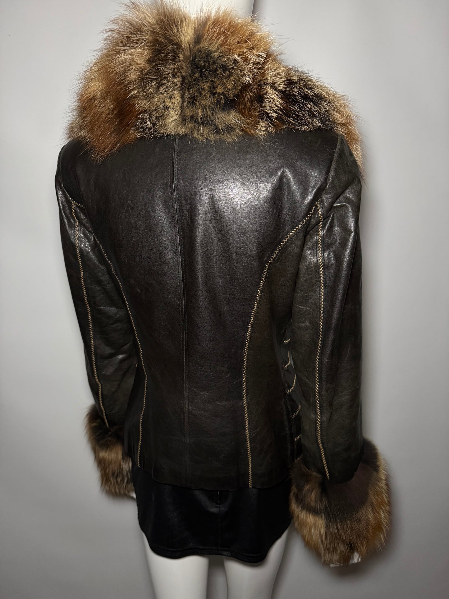 Vintage Leather Jacket with Natural Fur TWINKLING GLOBAL