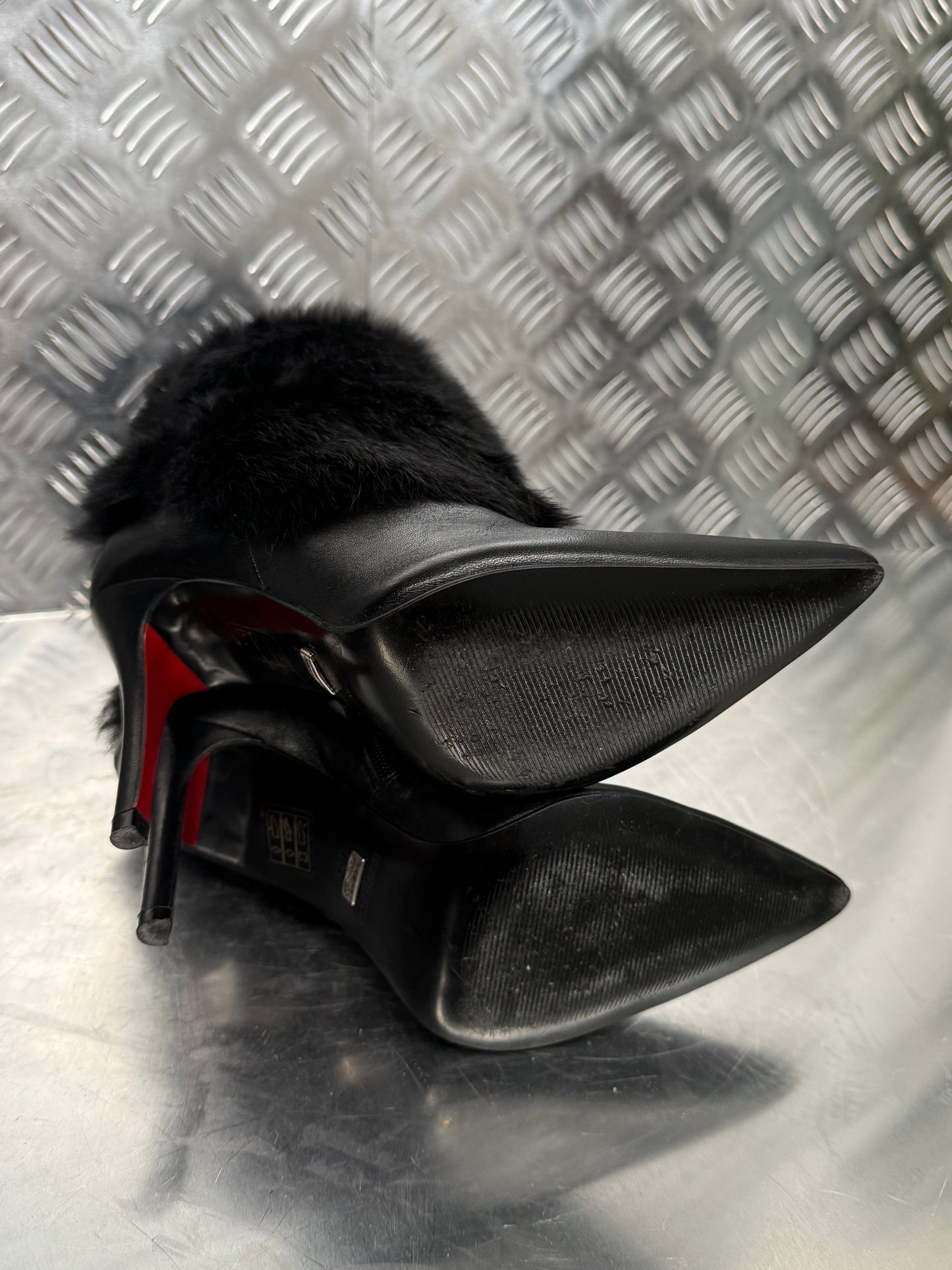 Vintage Buffalo leather boots with genuine fur and pointed toe Twinkling Global