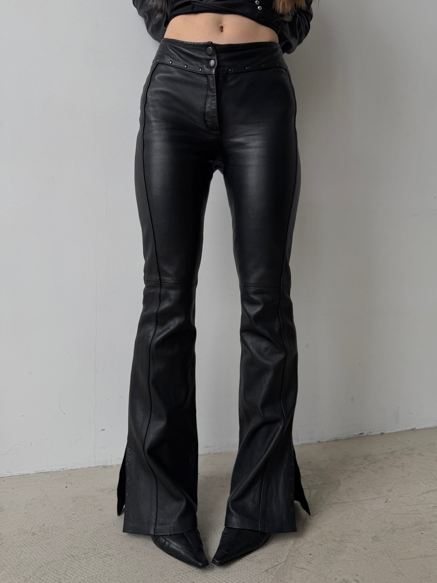 Vintage leather flared pants with slit details TWINKLING GLOBAL