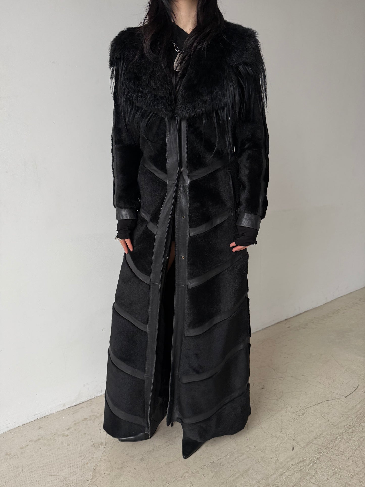 Vintage Black Leather Long Coat with Real Fur TWINKLING GLOBAL
