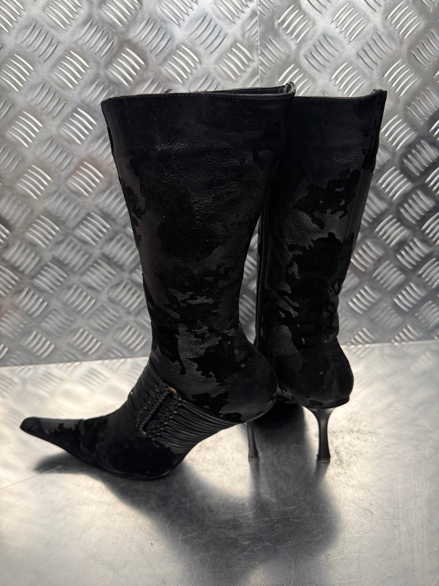 Vintage Black Leather & Suede Heeled Boots with Fur Lining TWINKLING GLOBAL