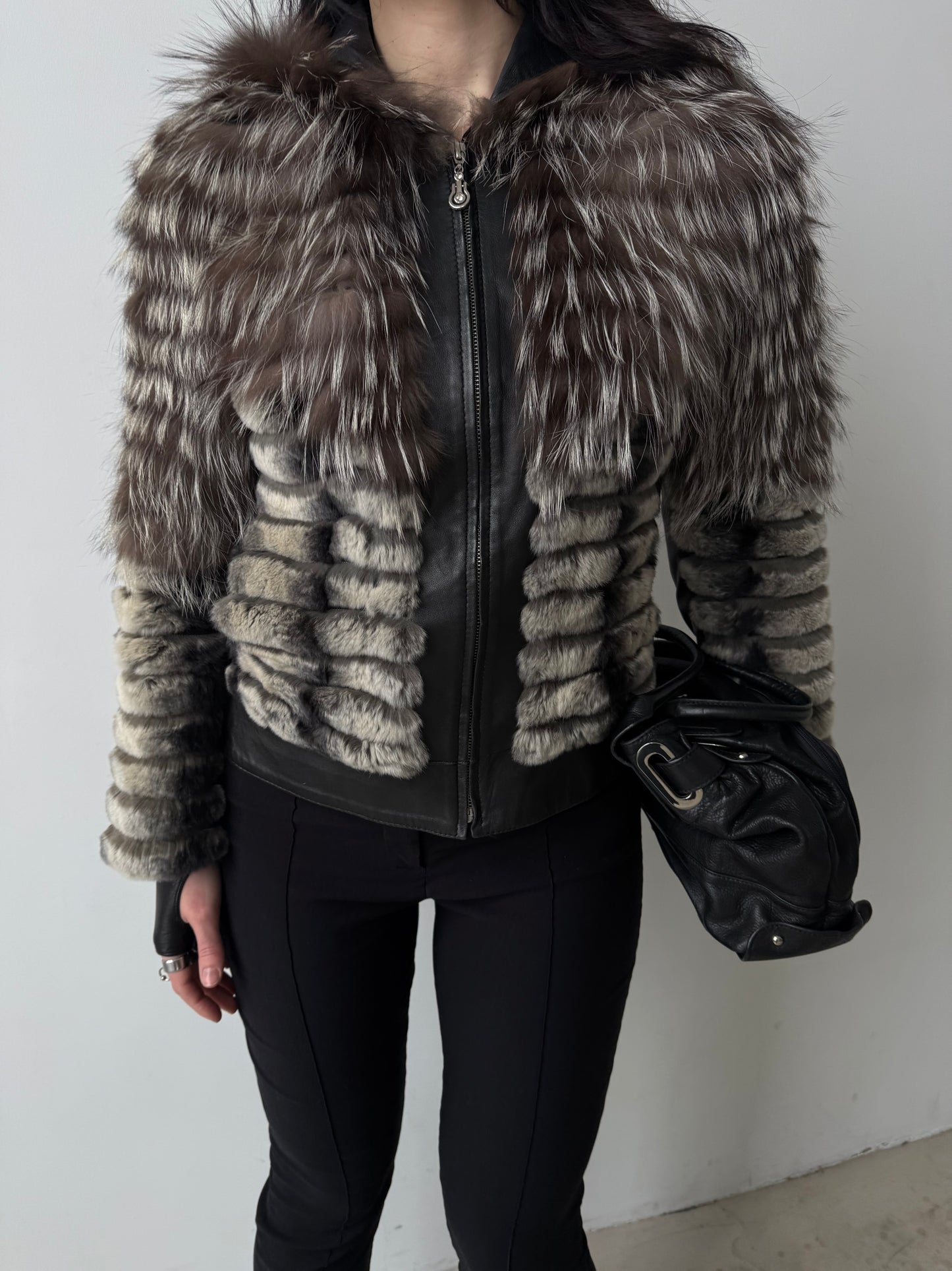 Vintage genuine leather jacket with natural fur and hood TWINKLING GLOBAL