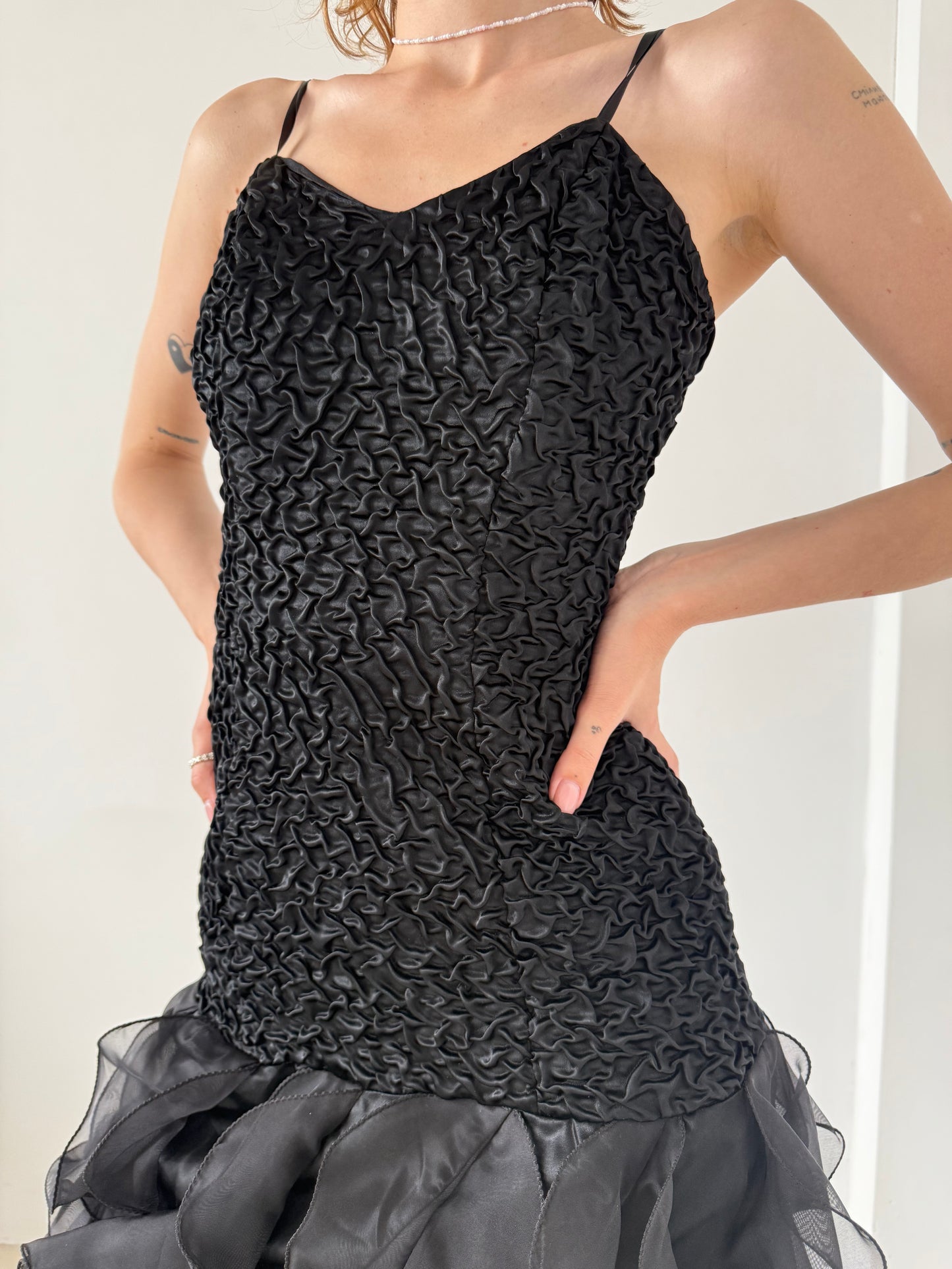 Vintage Black Ruffle Mini Dress – Twinkling Global