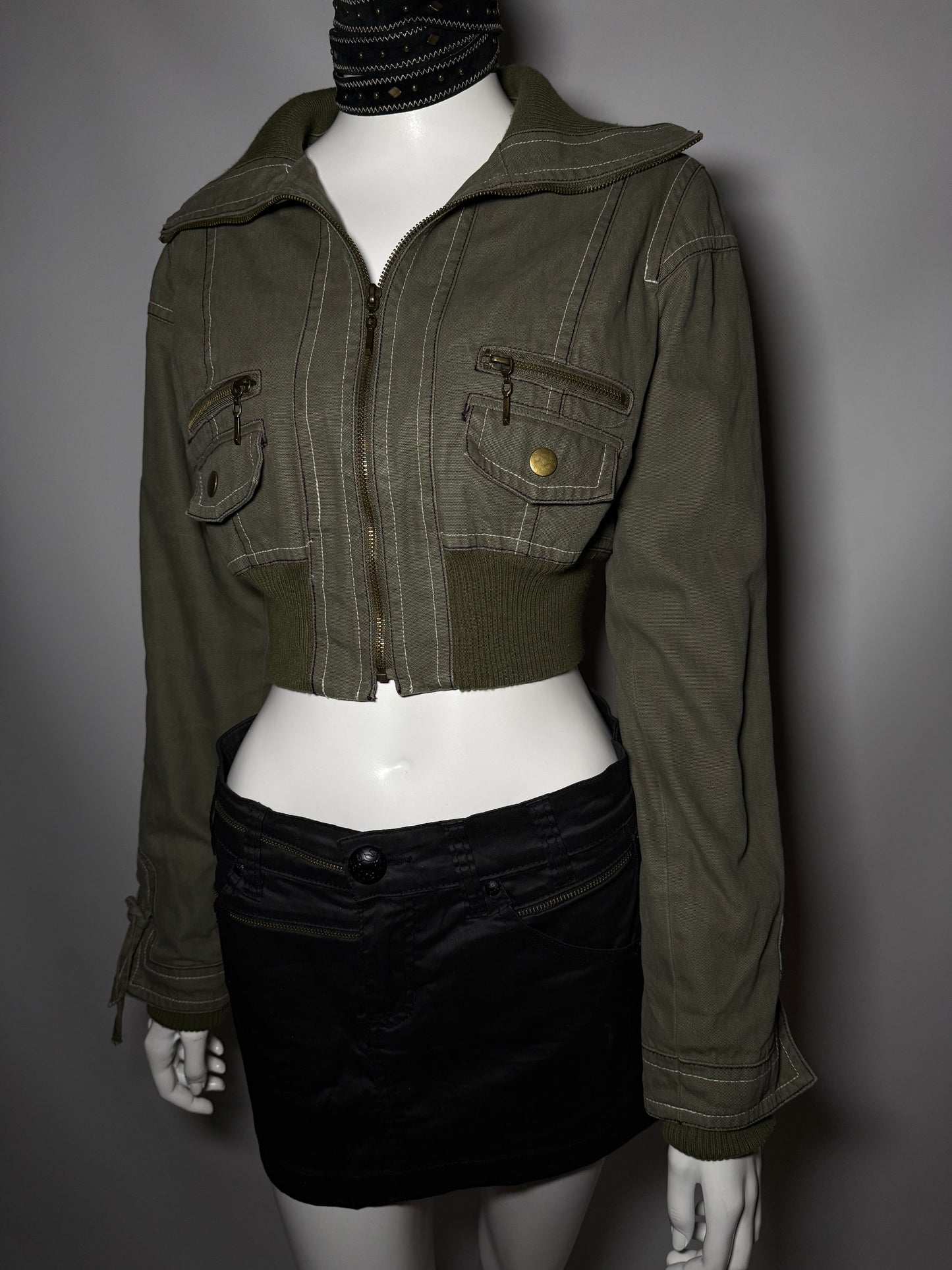 Vintage Cropped Denim Jacket - TWINKLING GLOBAL