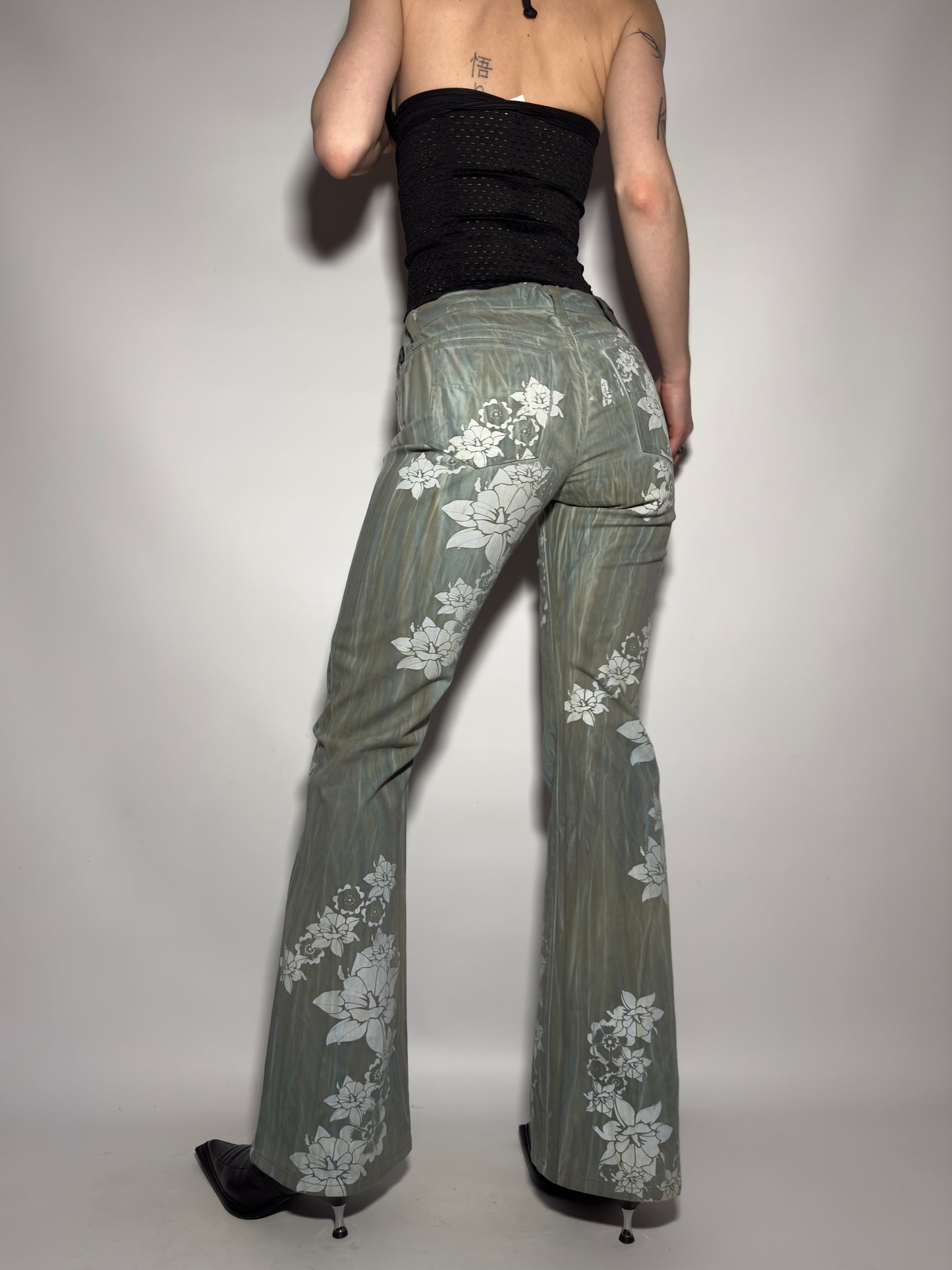 Vintage Versace jeans  - TWINKLING GLOBAL