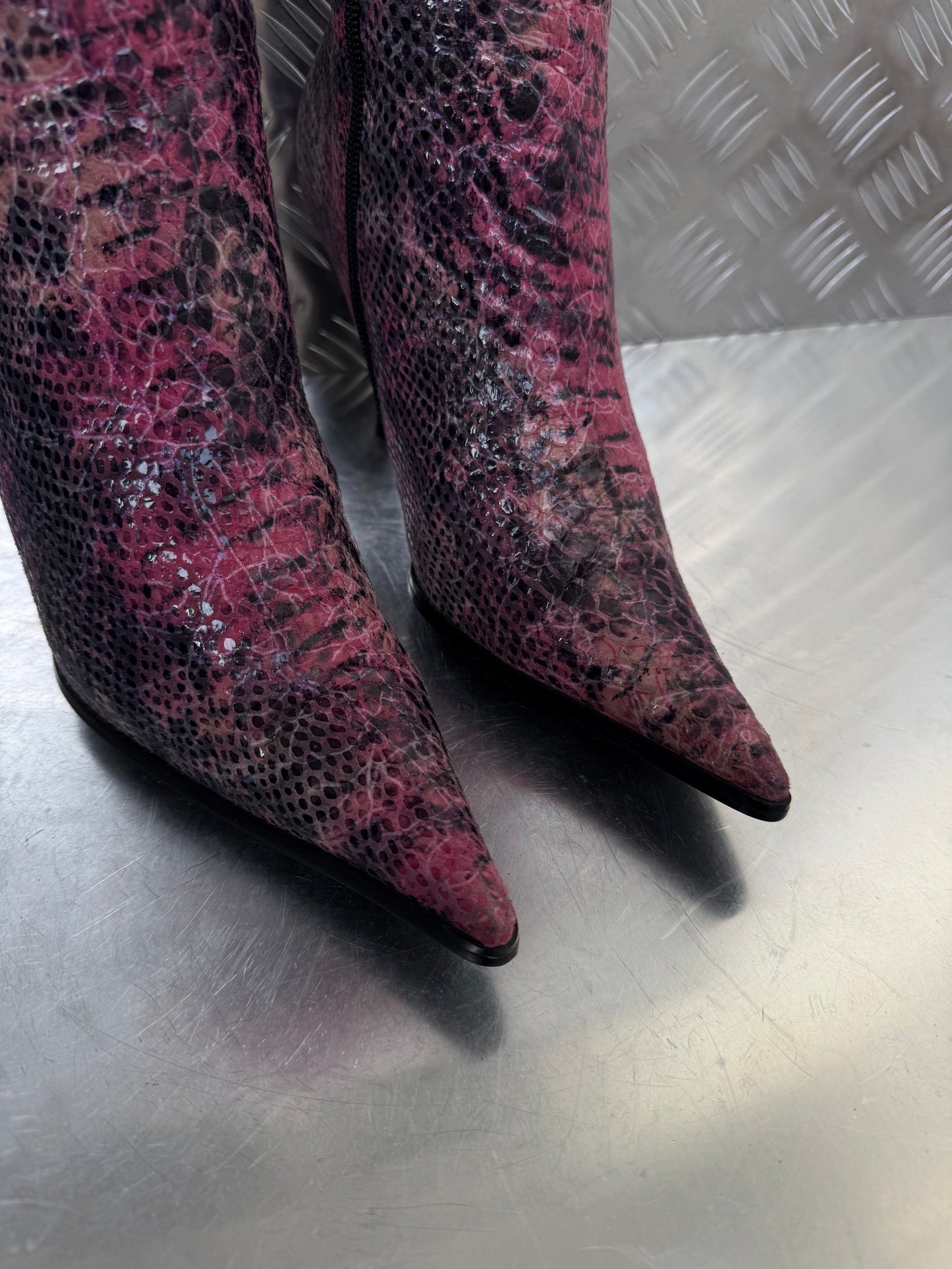 Vintage Italy leather boots with real fur trim Twinkling Global