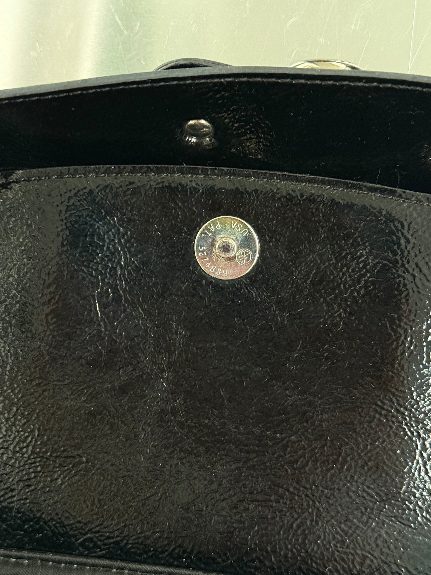 Vintage bag Guess - TWINKLING GLOBAL