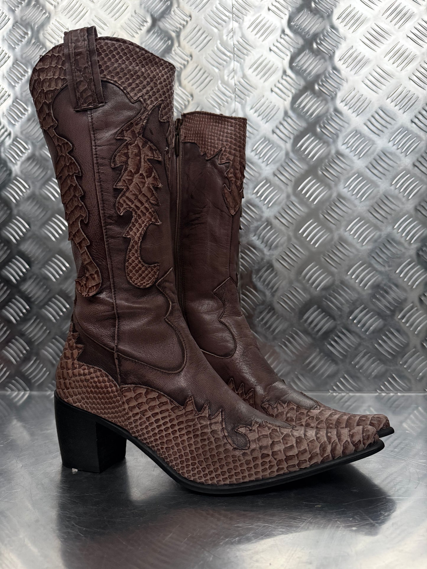 Vintage Italian leather cowboy boots TWINKLING GLOBAL