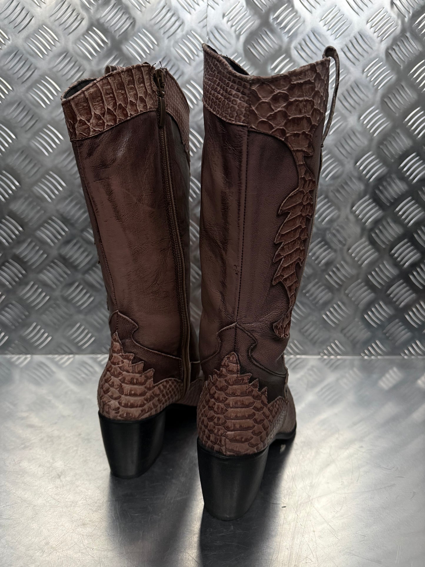 Vintage Italian leather cowboy boots TWINKLING GLOBAL