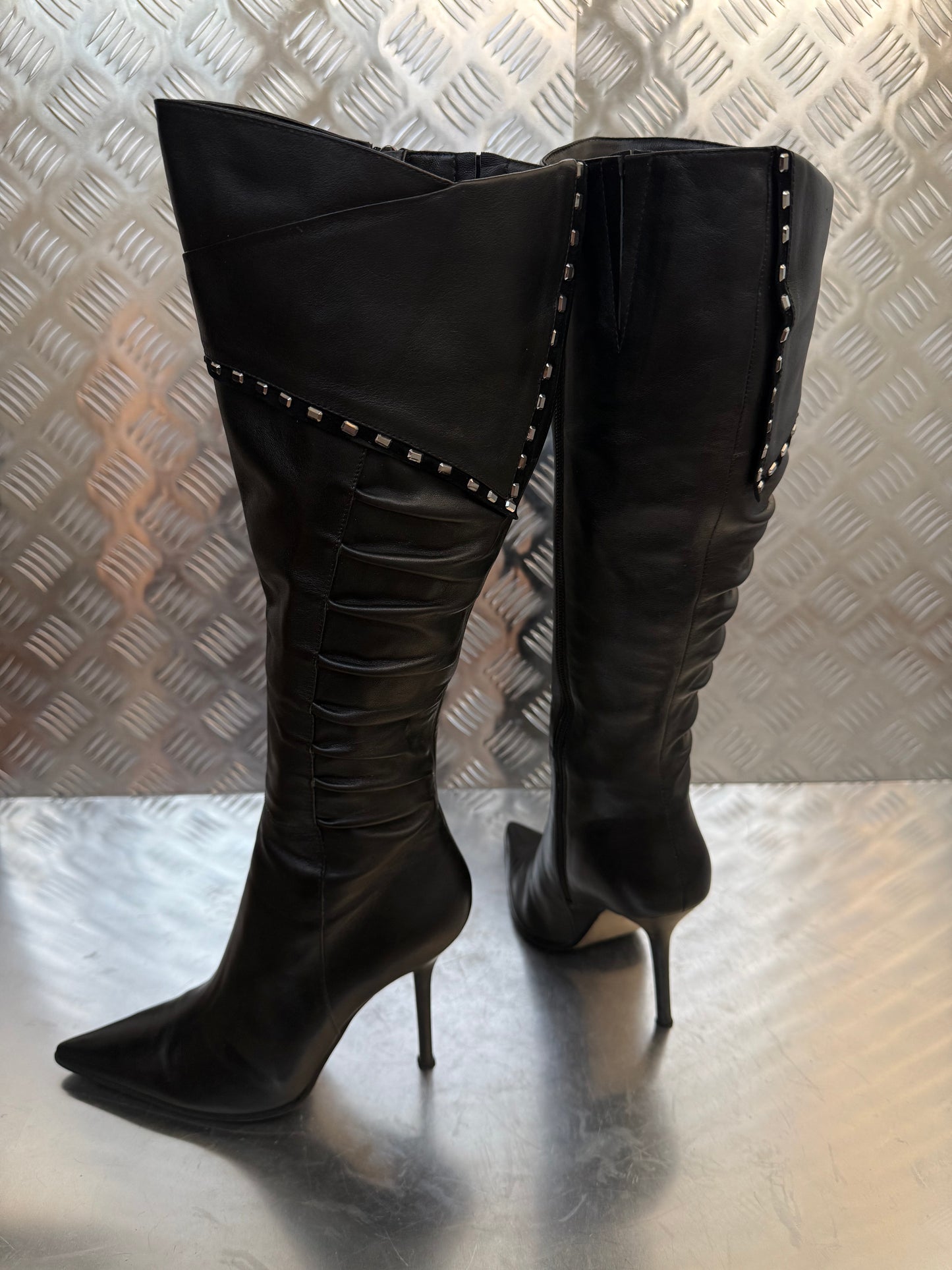 Vintage pointed-toe leather high-heel boots Twinkling Global
