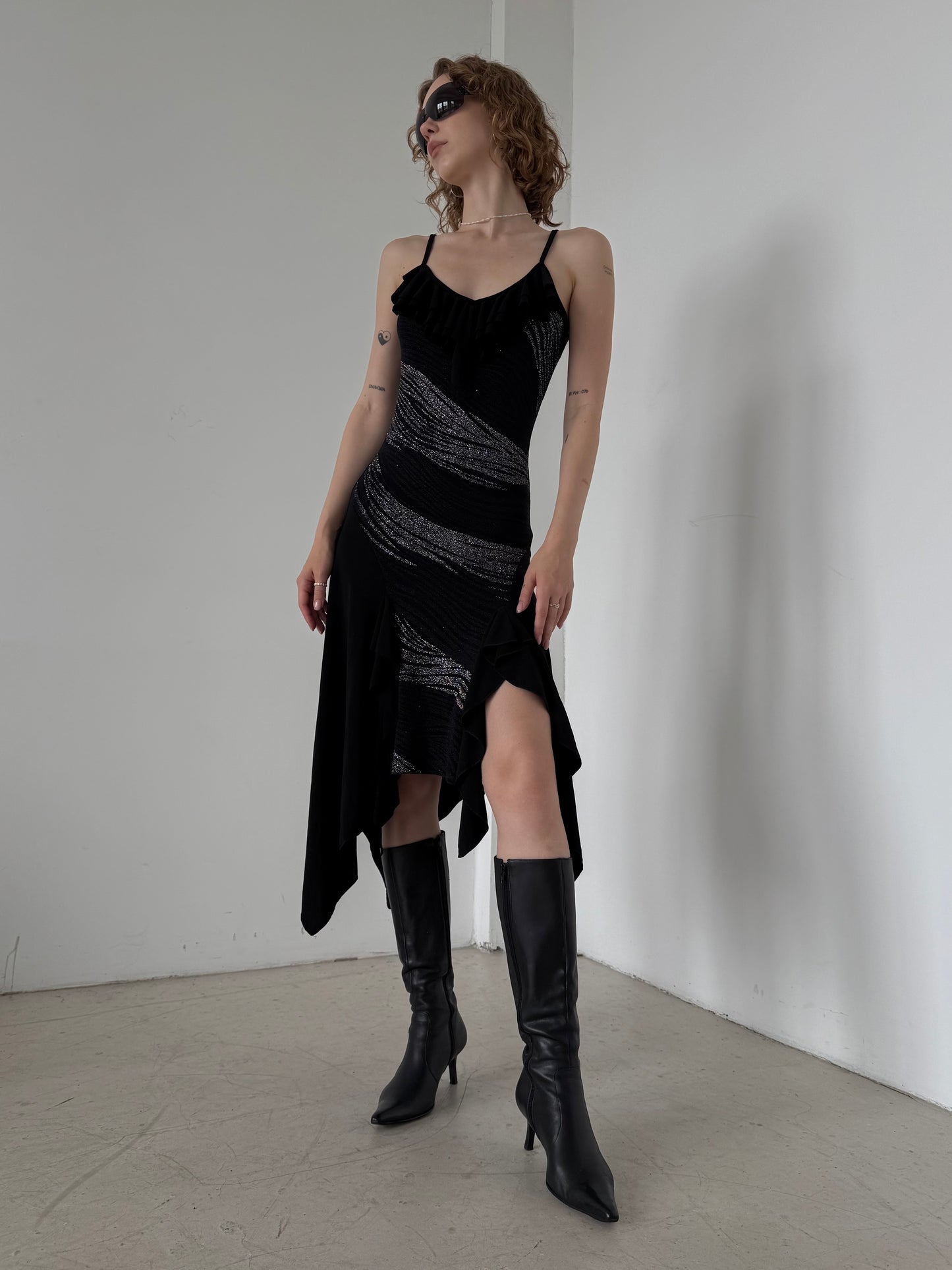 Vintage Black Asymmetrical Midi Dress with Metallic Stripes – Twinkling Global