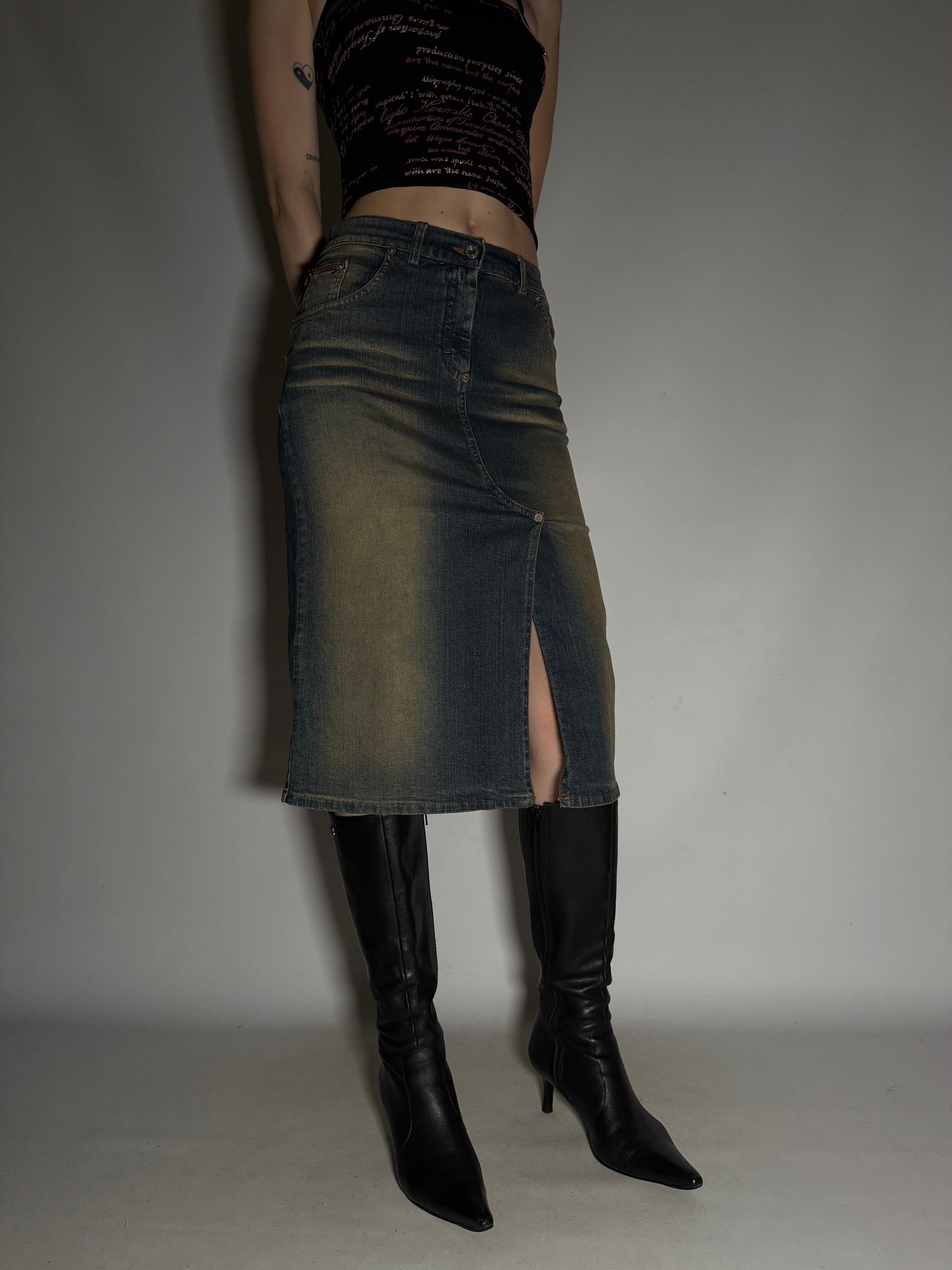 Y2K Rust-Washed Denim Skirt with Front Slit  Twinkling