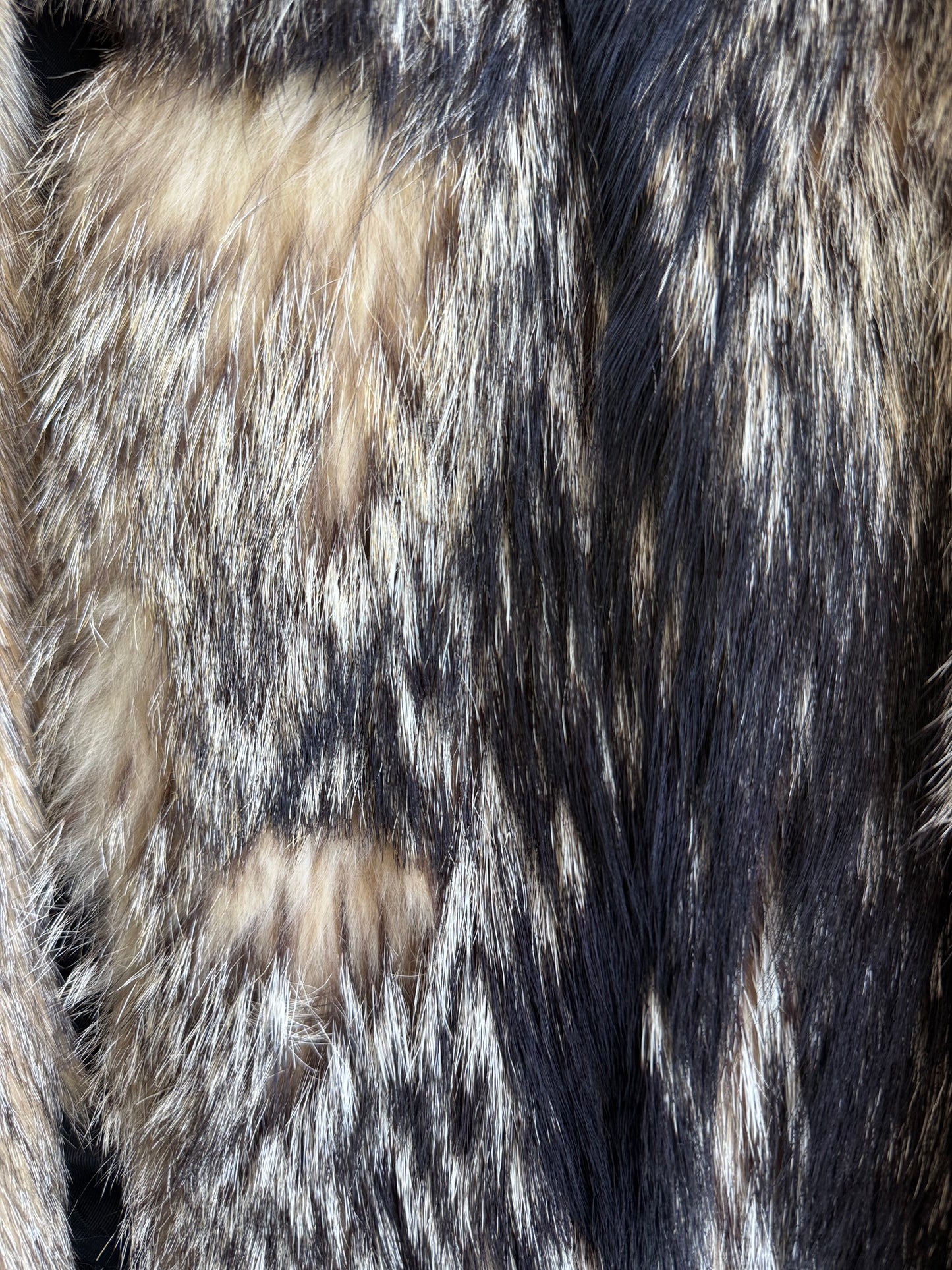 Vintage fur jacket  - TWINKLING GLOBAL