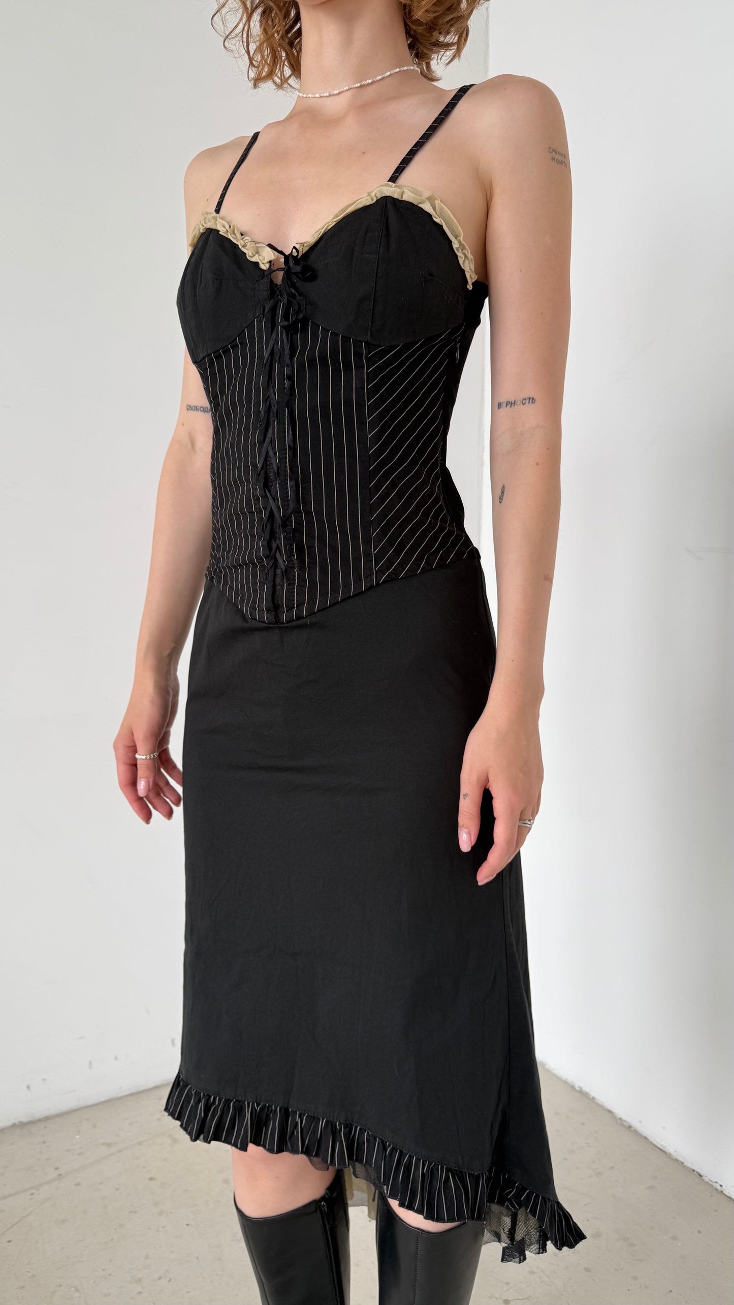Vintage Black Pinstripe Bustier Dress with Ruffle Hem – Twinkling Global