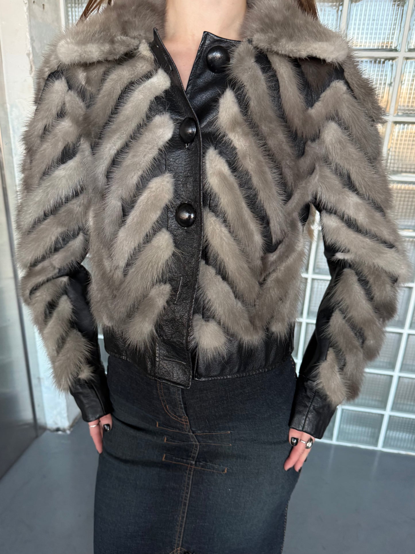 Vintage leather jacket with natural fur Twinkling Global