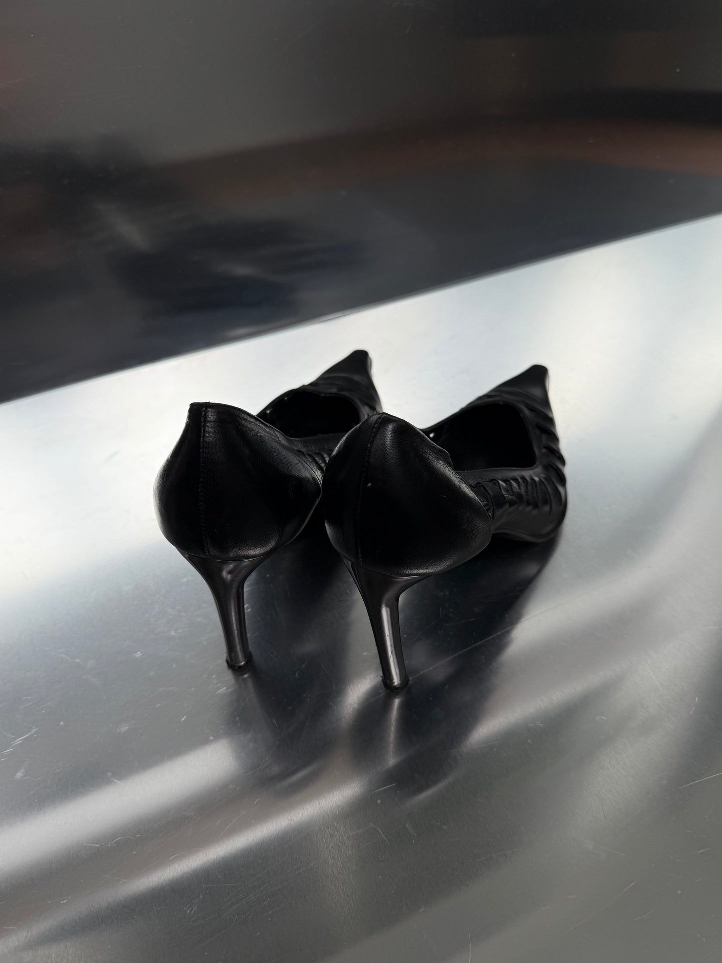 Vintage leather heels - TWINKLING GLOBAL