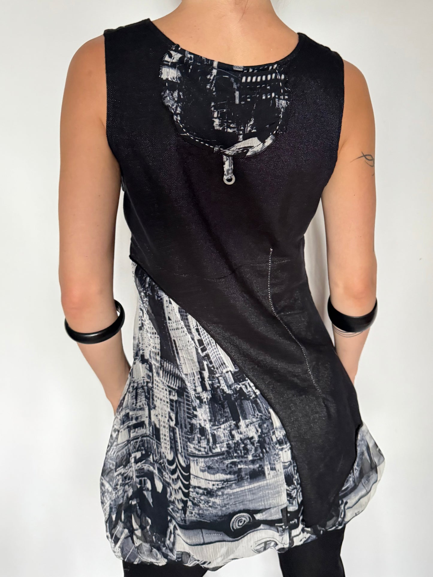 Vintage Asymmetrical Top with Graphic Print – Twinkling Global