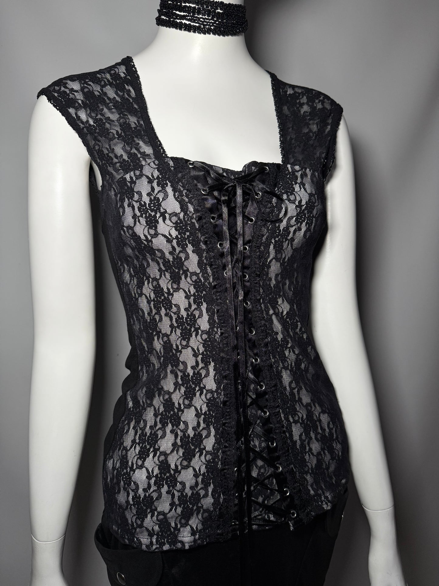 Gothic Black Lace Corset-Style Top with Front Lacing Twinkling