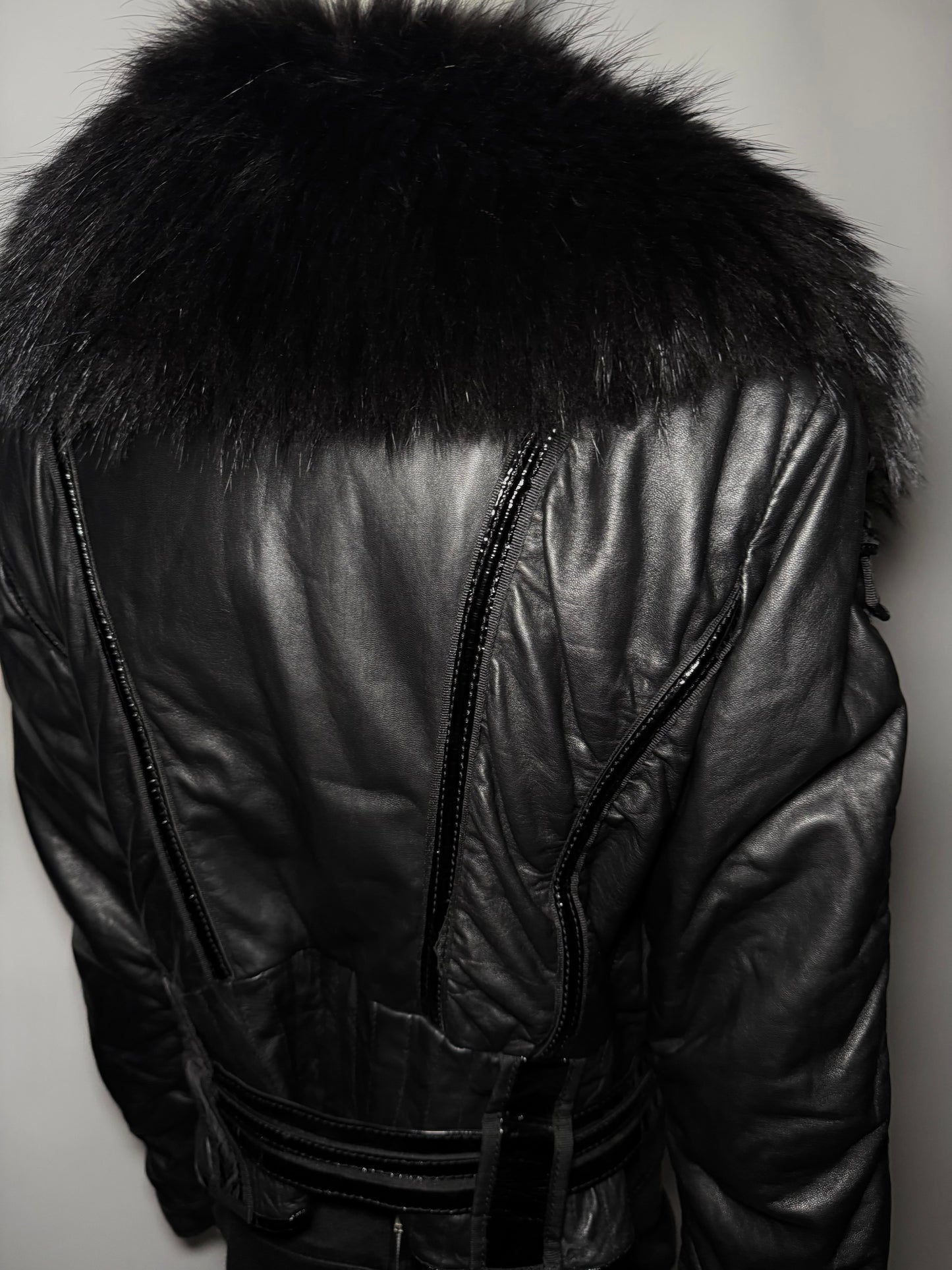 Vintage Leather Jacket with Real Fur TWINKLING GLOBAL